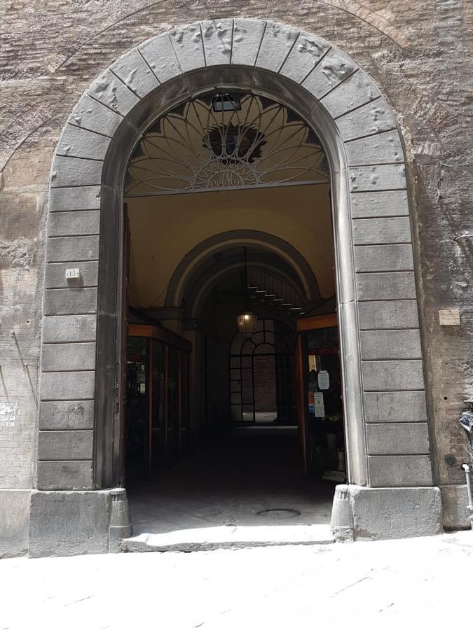 Apartamento Residenza d'epoca La Casa del Conte Siena Exterior foto